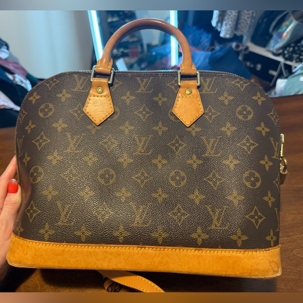 Louis Vuitton Alma GM